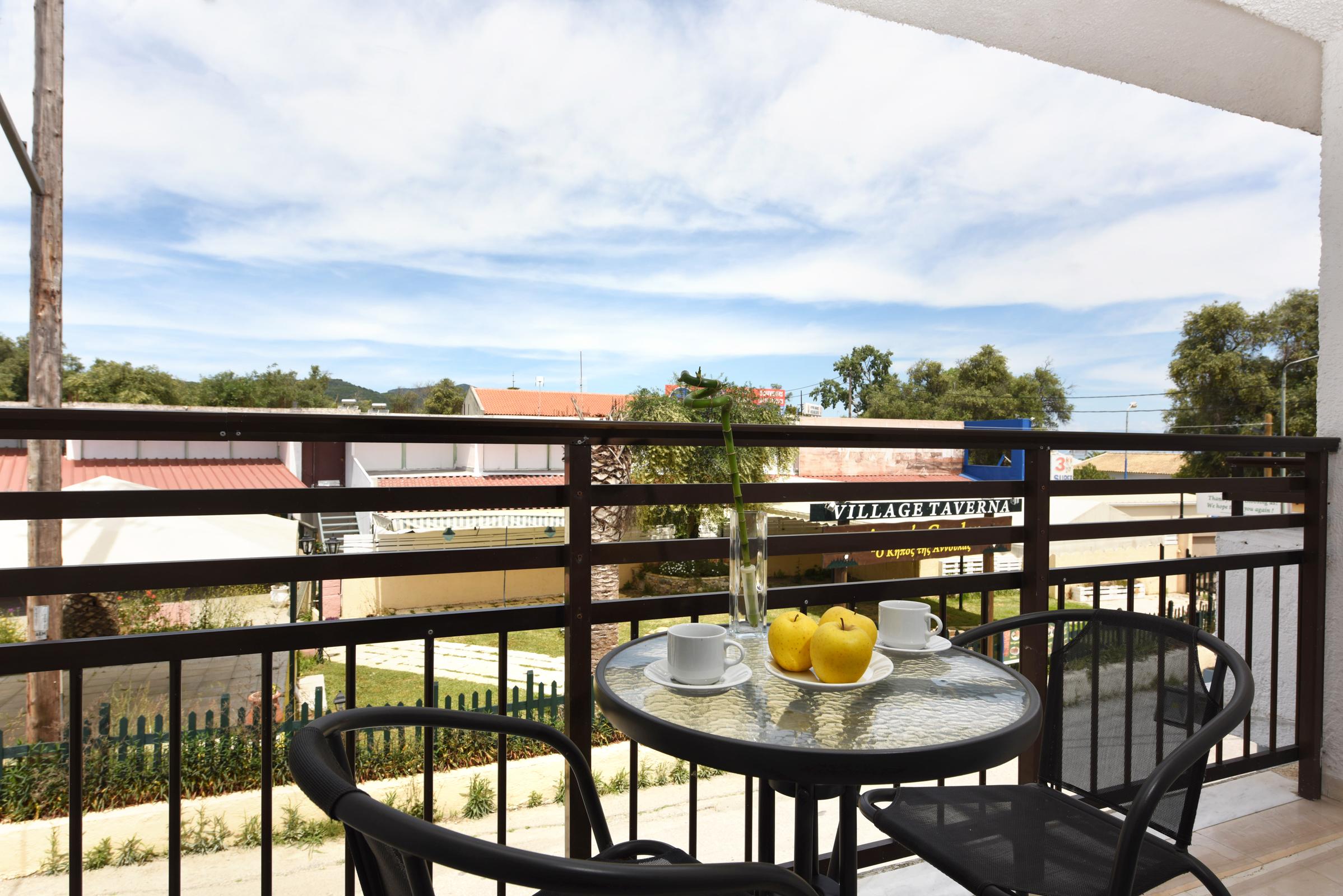 Aquarius Aparthotel 3*