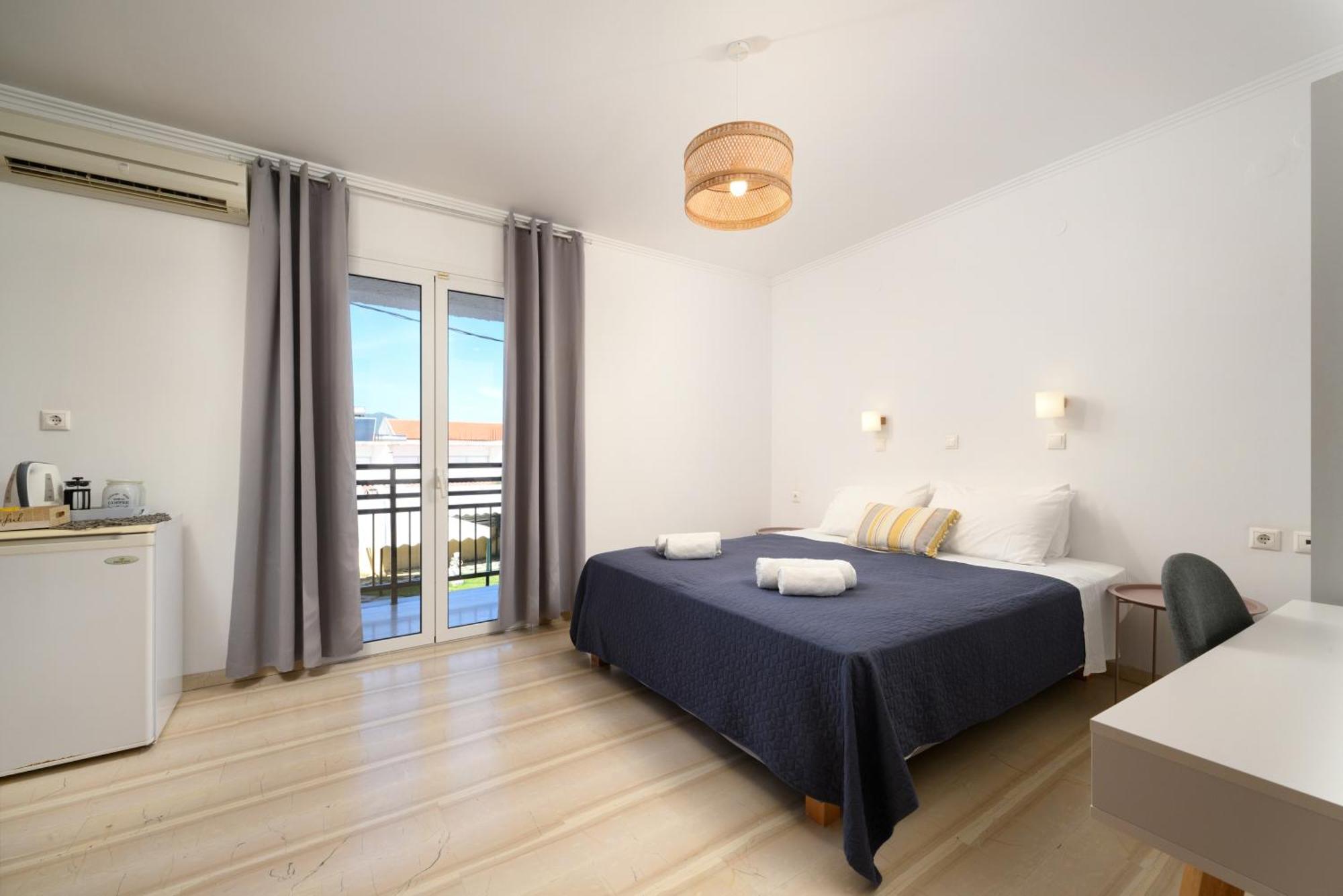 Aquarius Aparthotel Mesongí